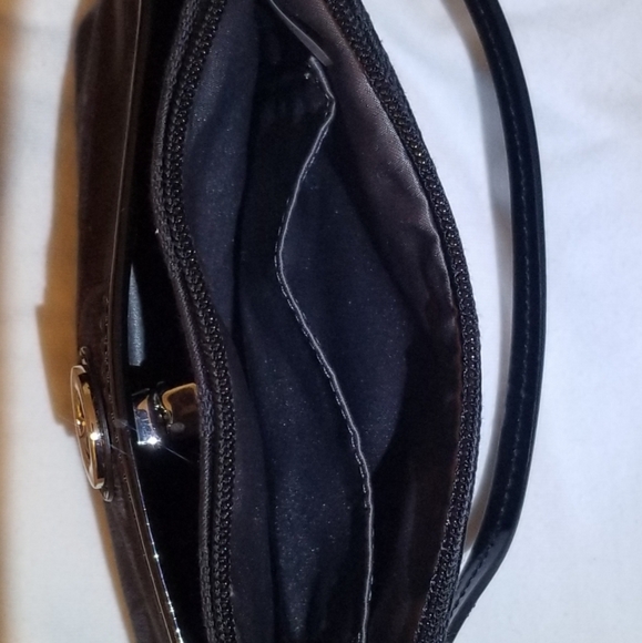 Coach signature wristlet - Picture 3 of 3